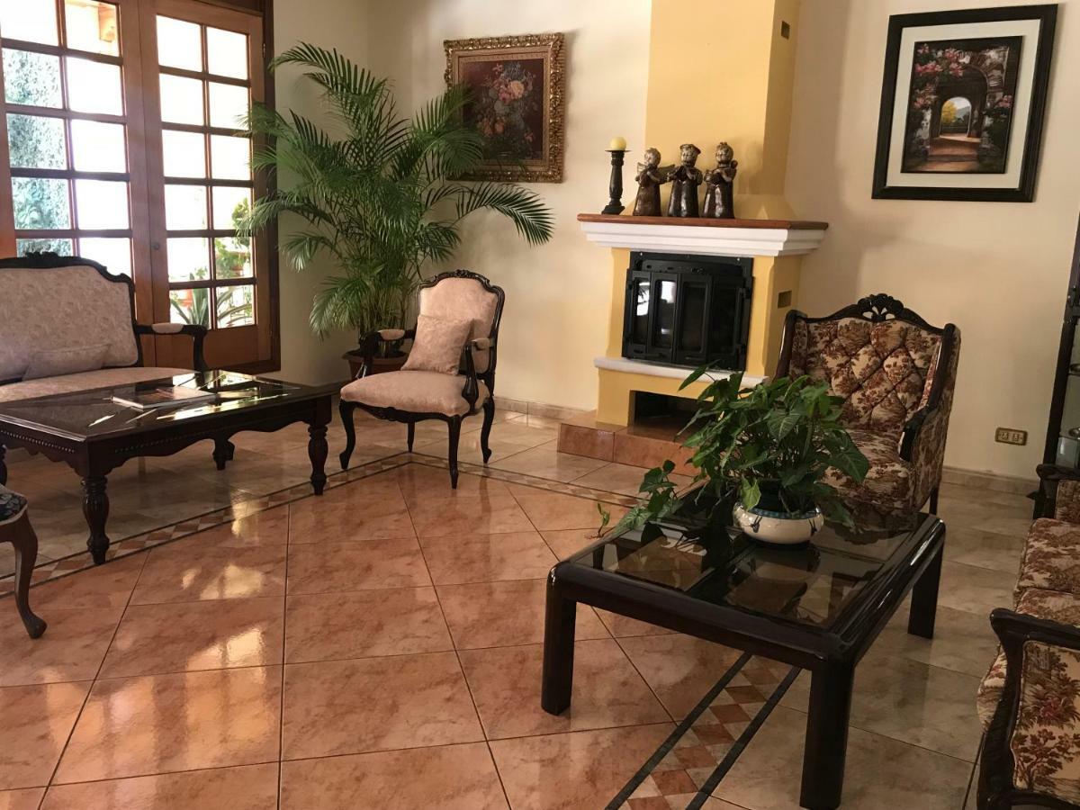 Hotel Belvedere Guatemala-Stad Buitenkant foto